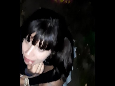 ❤️ Në rrugë penisi i fryrë në këmbim të karamele Seks cilësor në sq.xxxhdporn.ru
